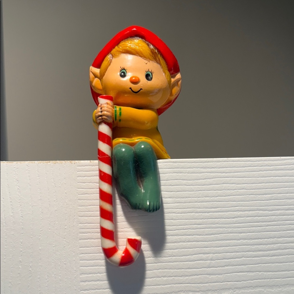 Vintage 1984 Hallmark Elf Christmas Stocking Holder Shelf Sitters